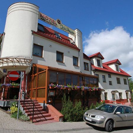 Hotel Na Rogatce Люблин Екстериор снимка