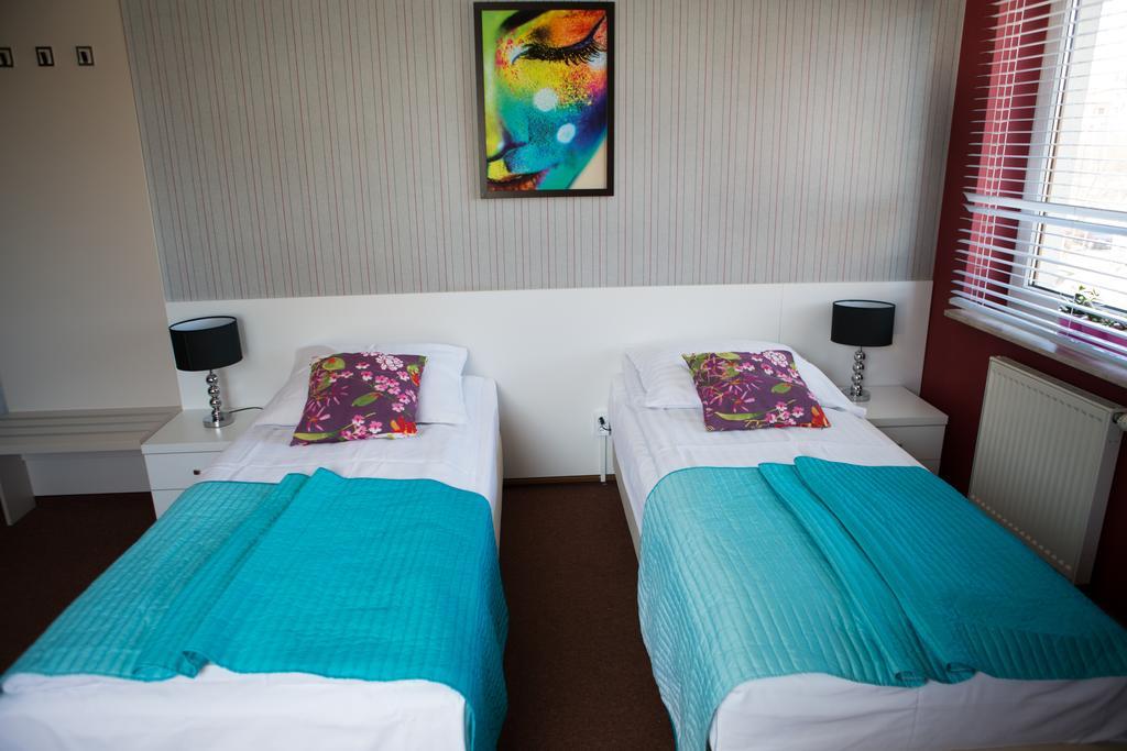 Hotel Na Rogatce Люблин Екстериор снимка