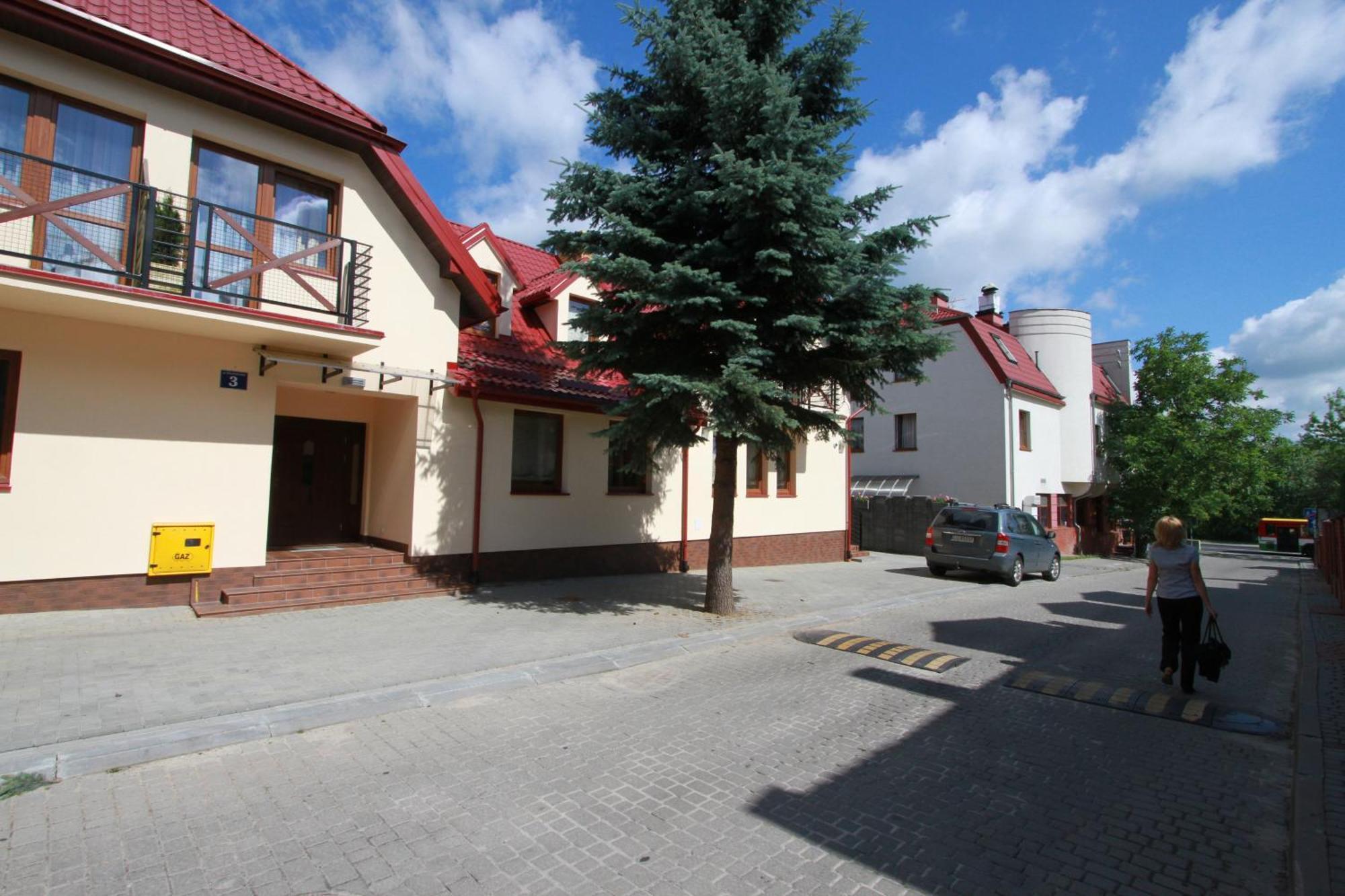 Hotel Na Rogatce Люблин Екстериор снимка